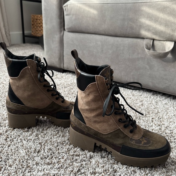 Laureate Platform Desert Boot - Picture 4 of 6